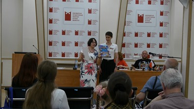 Кадр 5Small.jpg