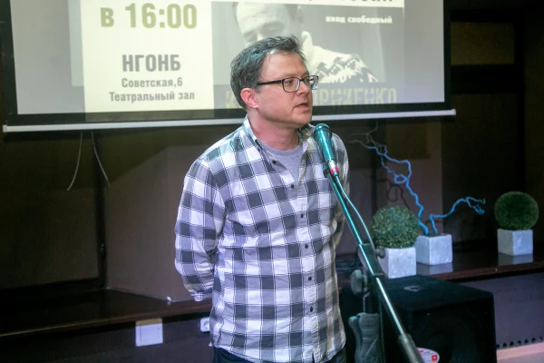 Первая встреча офлайн: Глеб Шульпяков и Игорь Корниенко 