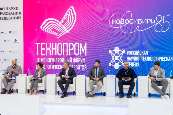 Цифровую трансформацию сферы культуры обсудили сегодня на круглом столе «Сохранение и предоставление пользователям регионального цифрового культурного наследия»
