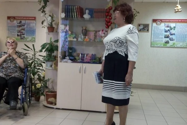В Новосибирске работает «Агентство чтецов и лектрисс»