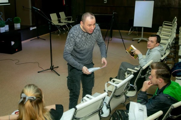 Первая встреча офлайн: Глеб Шульпяков и Игорь Корниенко 