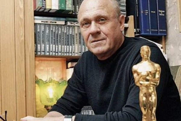 Истинно русский человек - Владимир Меньшов