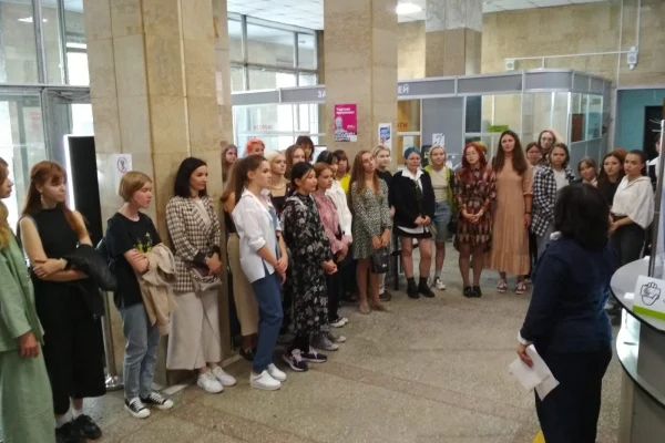 «Художник думает рисунком»: День знаний в библиотеке