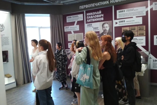«Художник думает рисунком»: День знаний в библиотеке