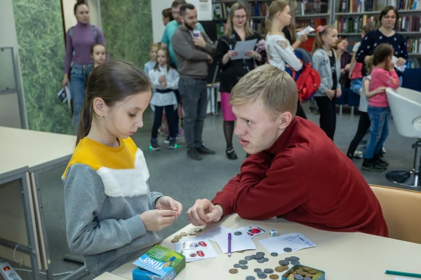 Более 4000 человек стали участниками Библионочи в НГОНБ